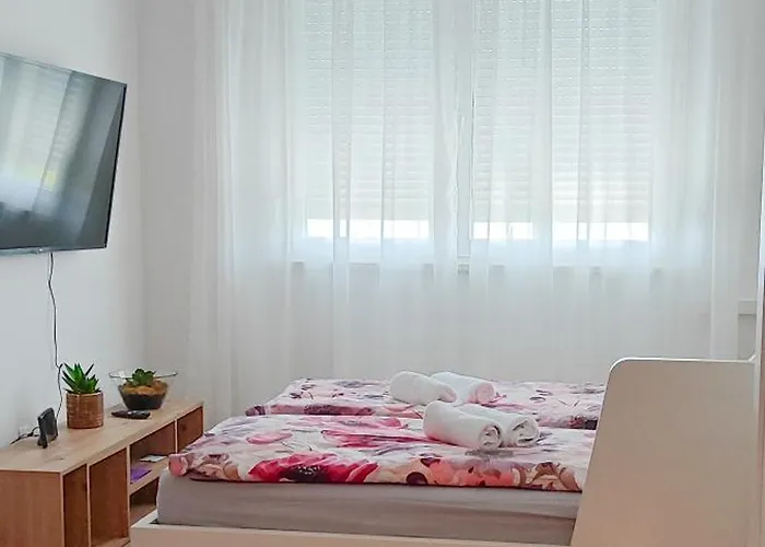 App Hilda Apartment *